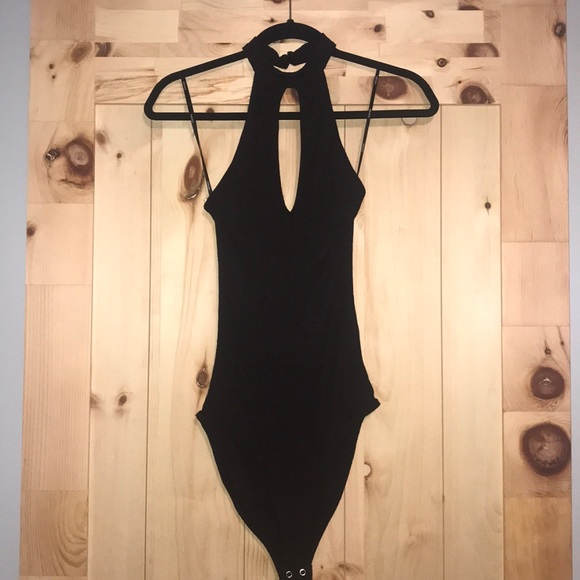 Forever 21 Tops - NWT! Choker neck backless Black Onesie Size M